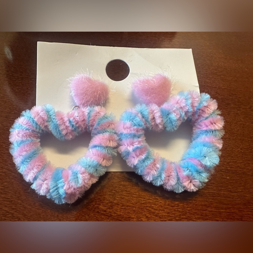 Fuzzy Pink and Blue Cotton Candy Y2K Heart Earring Studs